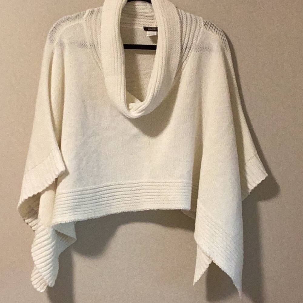 Majora Ivory Poncho
